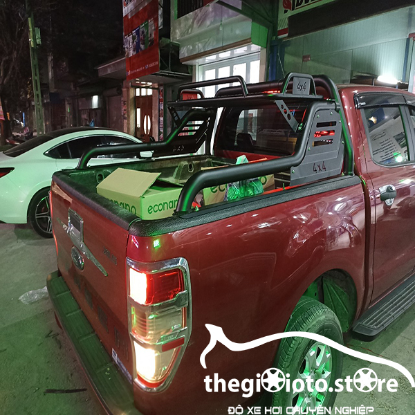 Lắp thanh thể thao Offroad cho xe bán tải Triton